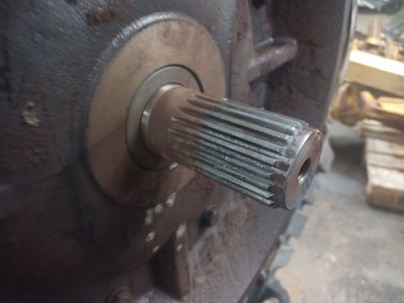 Getriebe & Getriebeteile от тип Case 8010, Gebrauchtmaschine в Hemmet (Снимка 4)