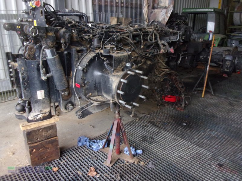 Getriebe & Getriebeteile des Typs Deutz-Fahr Agrotron 7250 TTV Getriebe mit Hydraulikanklage aus Brandschlepper, Gebrauchtmaschine in Buchdorf (Bild 1)