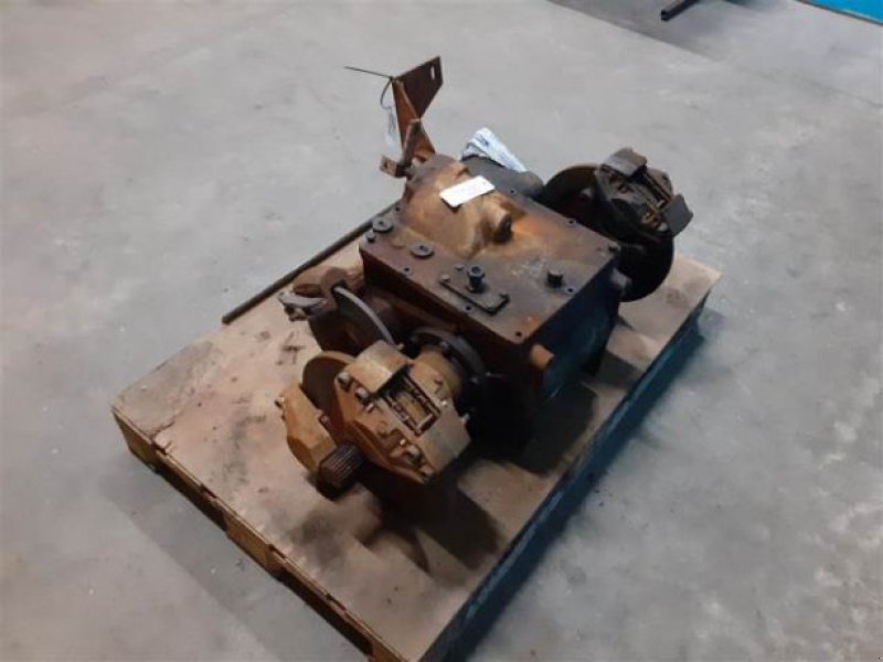 Getriebe & Getriebeteile des Typs Fendt 6300C, Gebrauchtmaschine in Hemmet (Bild 3)