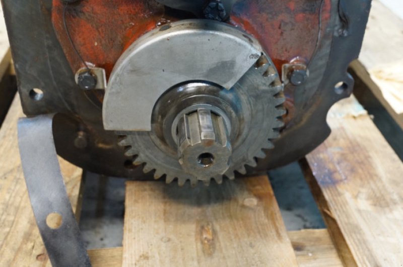 Getriebe & Getriebeteile от тип Ford 4000, Gebrauchtmaschine в Hemmet (Снимка 15)