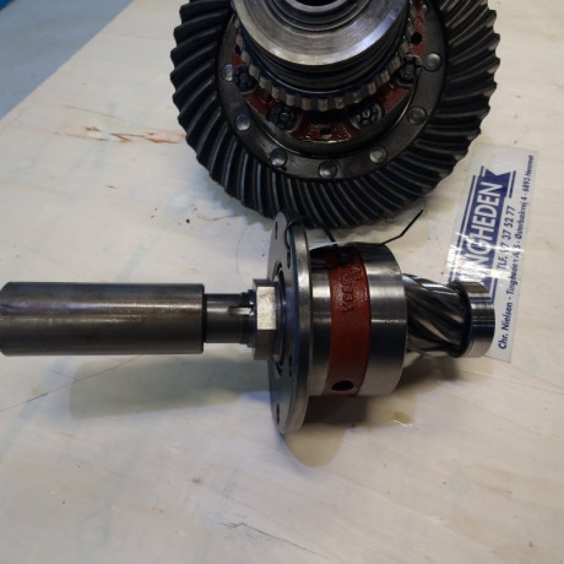 Getriebe & Getriebeteile des Typs Ford 6640, Gebrauchtmaschine in Hemmet (Bild 4)