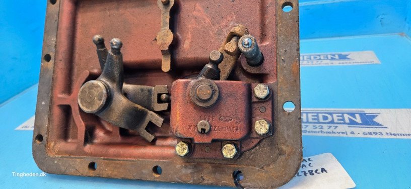 Getriebe & Getriebeteile des Typs Ford 7610, Gebrauchtmaschine in Hemmet (Bild 9)