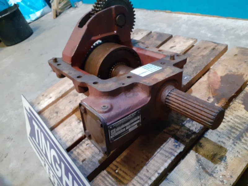 Getriebe & Getriebeteile des Typs Ford 7710, Gebrauchtmaschine in Hemmet (Bild 2)