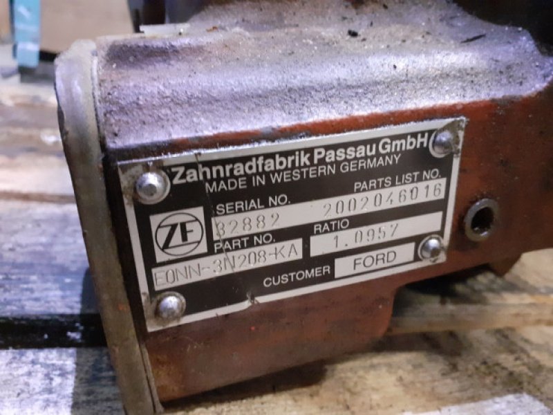 Getriebe & Getriebeteile des Typs Ford 7710, Gebrauchtmaschine in Hemmet (Bild 7)