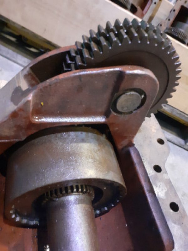 Getriebe & Getriebeteile des Typs Ford 7710, Gebrauchtmaschine in Hemmet (Bild 4)