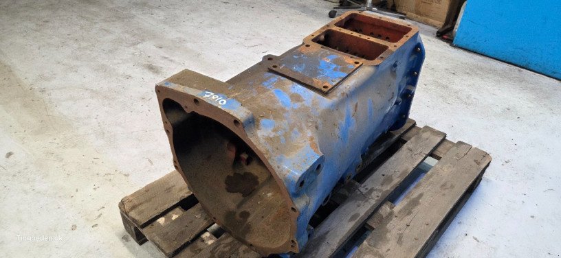 Getriebe & Getriebeteile des Typs Ford 8210, Gebrauchtmaschine in Hemmet (Bild 9)