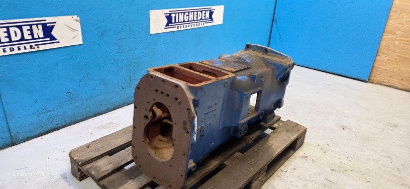 Getriebe & Getriebeteile des Typs Ford 8210, Gebrauchtmaschine in Hemmet (Bild 3)