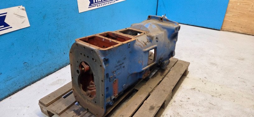 Getriebe & Getriebeteile του τύπου Ford 8210, Gebrauchtmaschine σε Hemmet (Φωτογραφία 4)