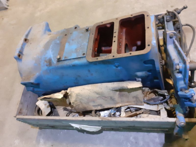 Getriebe & Getriebeteile του τύπου Ford 8210, Gebrauchtmaschine σε Hemmet (Φωτογραφία 3)