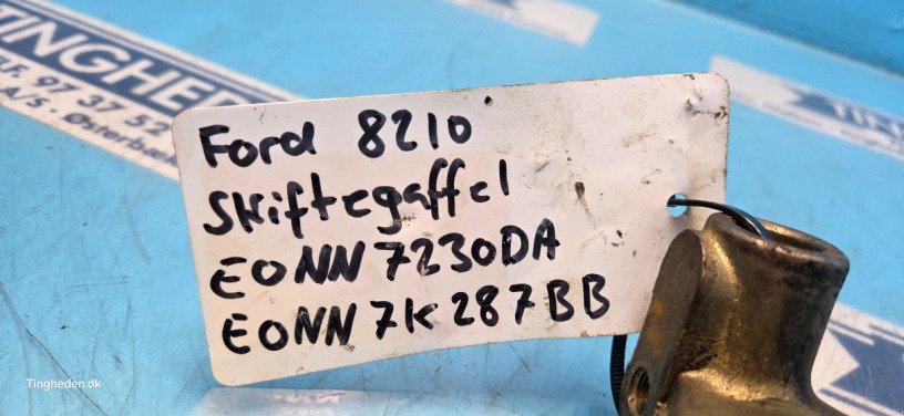 Getriebe & Getriebeteile za tip Ford 8210, Gebrauchtmaschine u Hemmet (Slika 13)