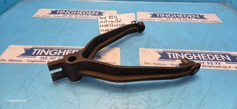 Getriebe & Getriebeteile za tip Ford 8210, Gebrauchtmaschine u Hemmet (Slika 8)