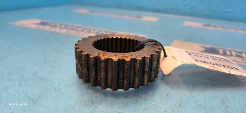 Getriebe & Getriebeteile za tip Ford 8210, Gebrauchtmaschine u Hemmet (Slika 8)