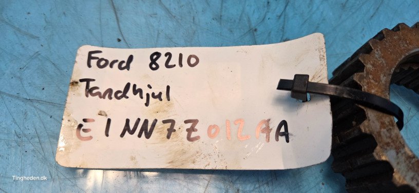 Getriebe & Getriebeteile za tip Ford 8210, Gebrauchtmaschine u Hemmet (Slika 9)