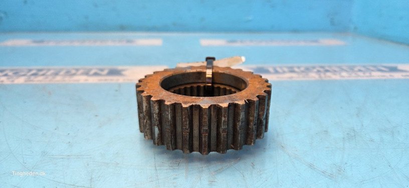 Getriebe & Getriebeteile za tip Ford 8210, Gebrauchtmaschine u Hemmet (Slika 3)