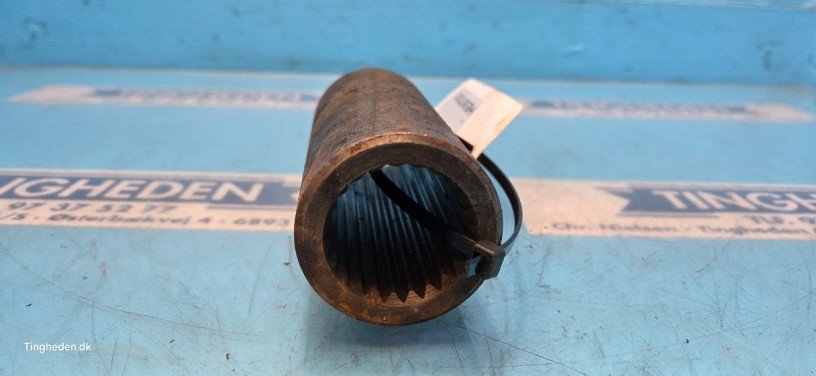 Getriebe & Getriebeteile za tip Ford 8210, Gebrauchtmaschine u Hemmet (Slika 3)