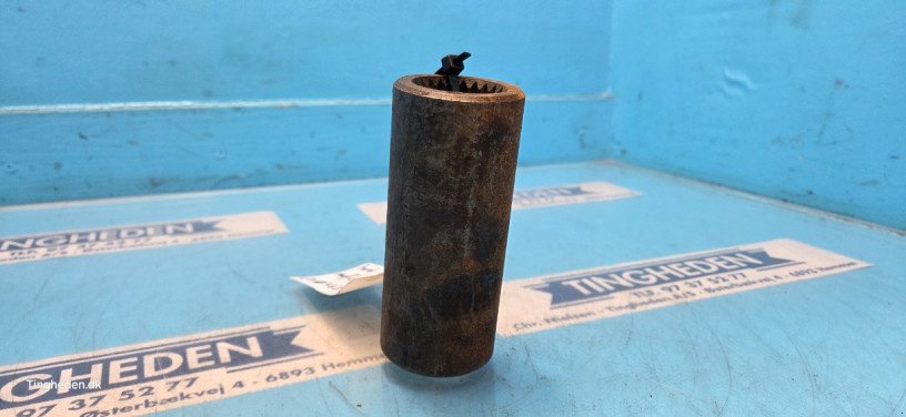 Getriebe & Getriebeteile za tip Ford 8210, Gebrauchtmaschine u Hemmet (Slika 5)