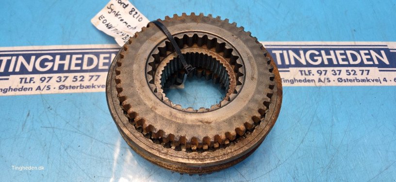 Getriebe & Getriebeteile za tip Ford 8210, Gebrauchtmaschine u Hemmet (Slika 10)