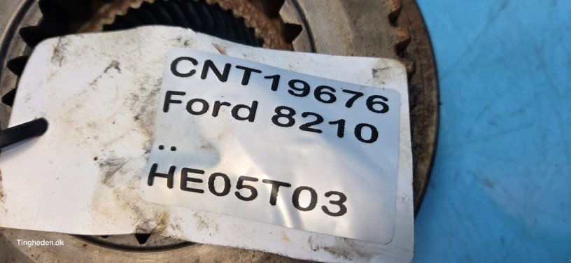 Getriebe & Getriebeteile za tip Ford 8210, Gebrauchtmaschine u Hemmet (Slika 13)