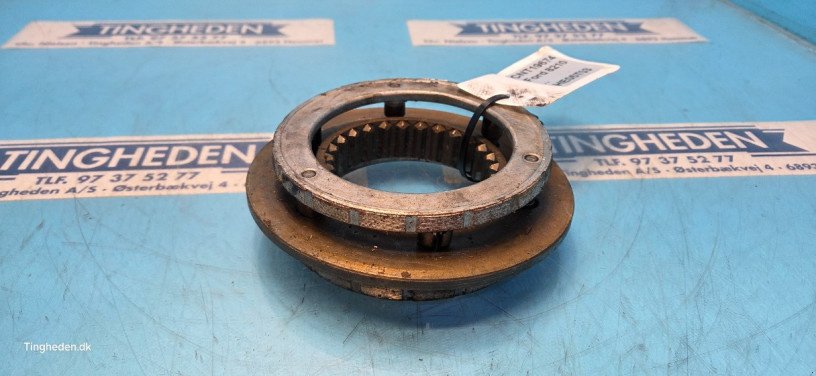 Getriebe & Getriebeteile του τύπου Ford 8210, Gebrauchtmaschine σε Hemmet (Φωτογραφία 2)