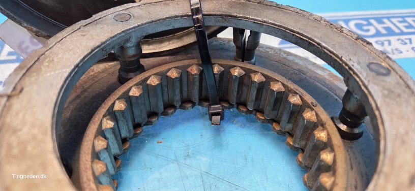 Getriebe & Getriebeteile za tip Ford 8210, Gebrauchtmaschine u Hemmet (Slika 4)