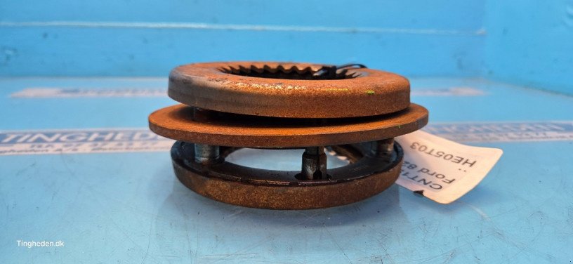 Getriebe & Getriebeteile za tip Ford 8210, Gebrauchtmaschine u Hemmet (Slika 11)