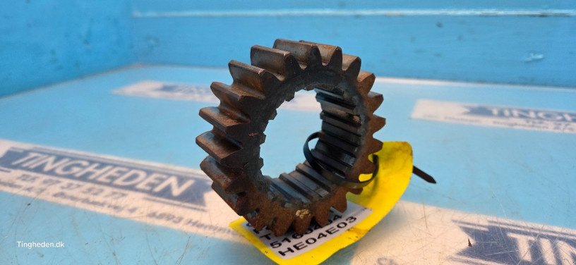 Getriebe & Getriebeteile des Typs Ford 8260, Gebrauchtmaschine in Hemmet (Bild 7)