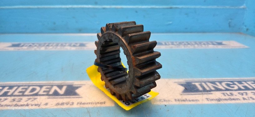 Getriebe & Getriebeteile des Typs Ford 8260, Gebrauchtmaschine in Hemmet (Bild 9)