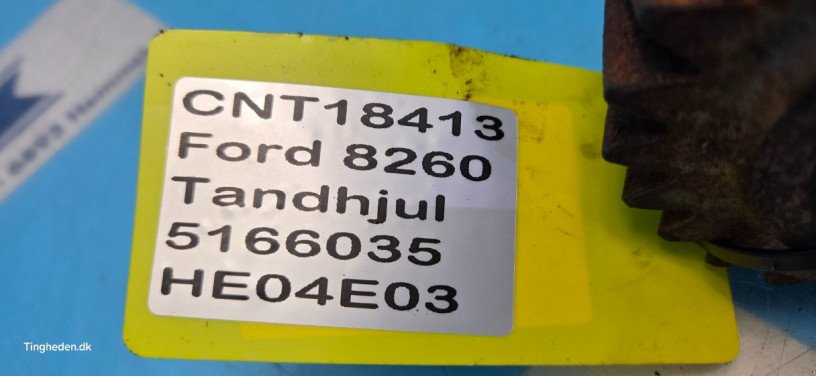 Getriebe & Getriebeteile des Typs Ford 8260, Gebrauchtmaschine in Hemmet (Bild 10)