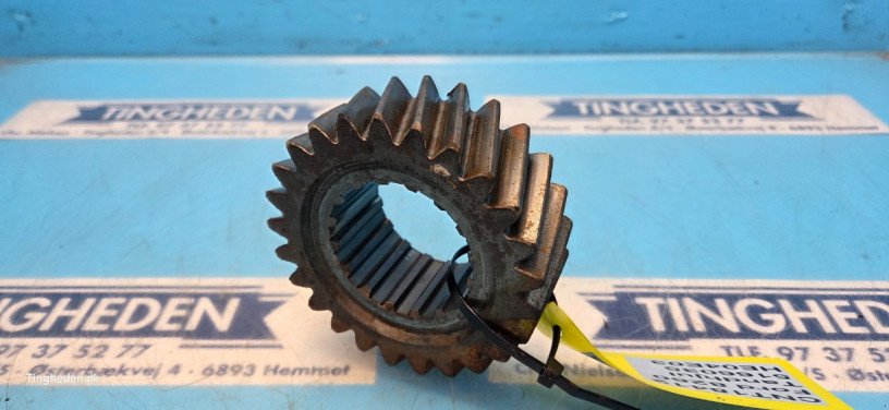 Getriebe & Getriebeteile от тип Ford 8260, Gebrauchtmaschine в Hemmet (Снимка 9)