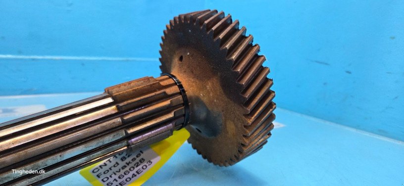 Getriebe & Getriebeteile des Typs Ford 8260, Gebrauchtmaschine in Hemmet (Bild 9)