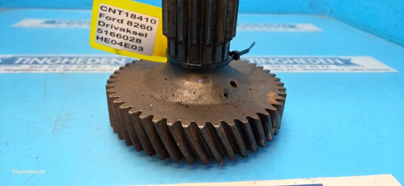 Getriebe & Getriebeteile des Typs Ford 8260, Gebrauchtmaschine in Hemmet (Bild 3)