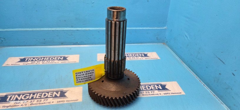 Getriebe & Getriebeteile des Typs Ford 8260, Gebrauchtmaschine in Hemmet (Bild 14)