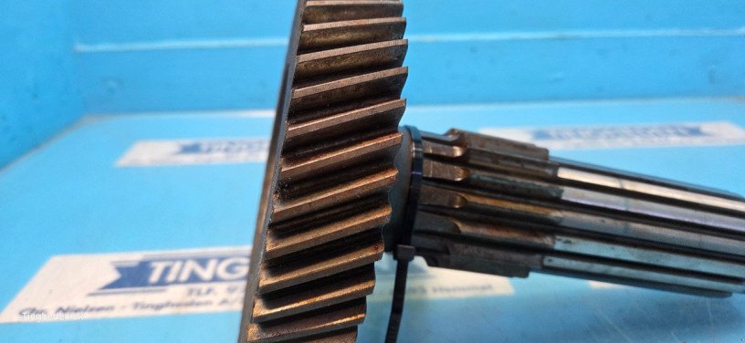 Getriebe & Getriebeteile des Typs Ford 8260, Gebrauchtmaschine in Hemmet (Bild 7)