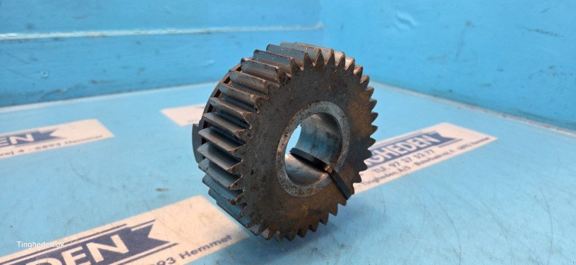 Getriebe & Getriebeteile za tip Ford 8340, Gebrauchtmaschine u Hemmet (Slika 10)