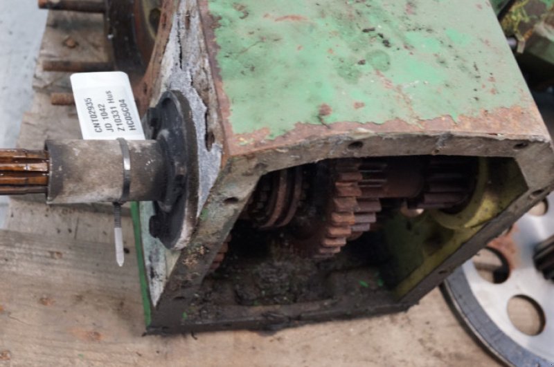 Getriebe & Getriebeteile des Typs John Deere 1042, Gebrauchtmaschine in Hemmet (Bild 2)