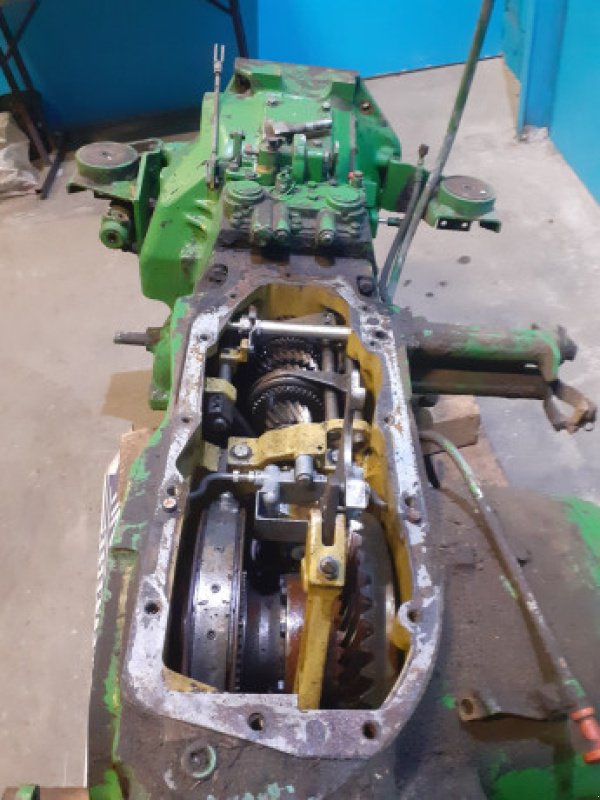 Getriebe & Getriebeteile des Typs John Deere 3040, Gebrauchtmaschine in Hemmet (Bild 4)