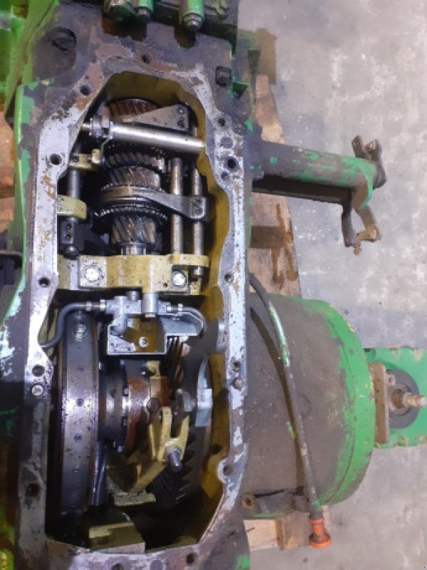 Getriebe & Getriebeteile des Typs John Deere 3040, Gebrauchtmaschine in Hemmet (Bild 7)