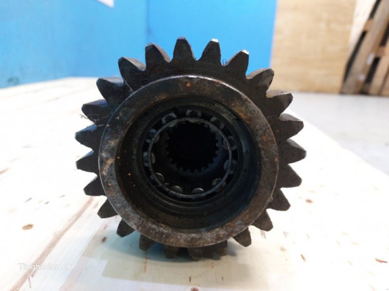 Getriebe & Getriebeteile des Typs John Deere 4040, Gebrauchtmaschine in Hemmet (Bild 4)