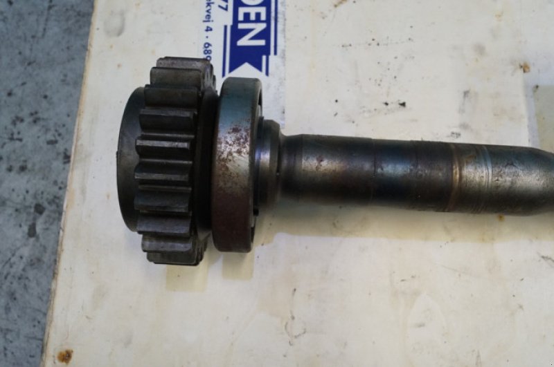 Getriebe & Getriebeteile des Typs John Deere 4040, Gebrauchtmaschine in Hemmet (Bild 13)