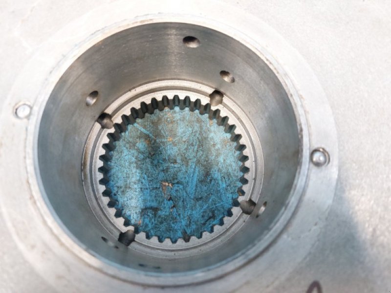 Getriebe & Getriebeteile des Typs John Deere 4450, Gebrauchtmaschine in Hemmet (Bild 11)