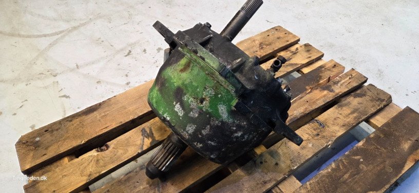 Getriebe & Getriebeteile des Typs John Deere S690, Gebrauchtmaschine in Hemmet (Bild 14)