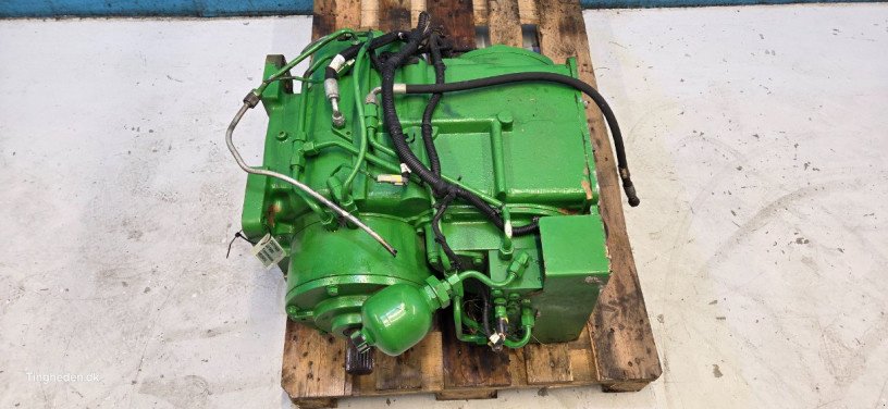 Getriebe & Getriebeteile от тип John Deere S690, Gebrauchtmaschine в Hemmet (Снимка 4)