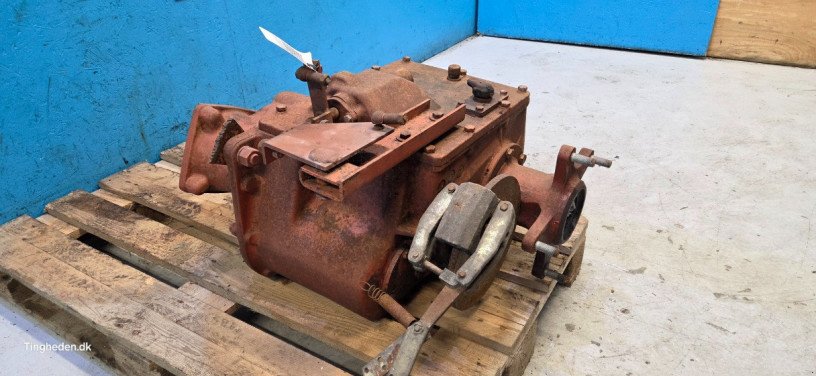 Getriebe & Getriebeteile des Typs Laverda 627, Gebrauchtmaschine in Hemmet (Bild 4)