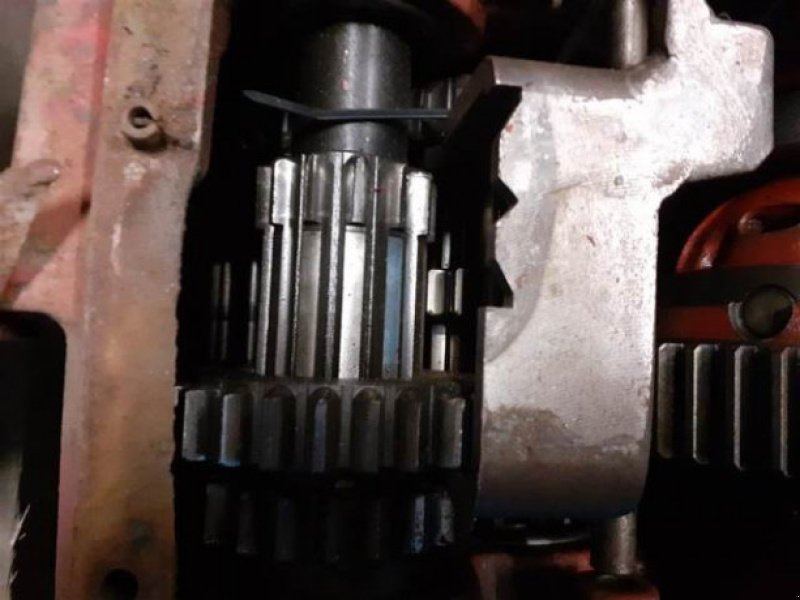 Getriebe & Getriebeteile des Typs Massey Ferguson 487, Gebrauchtmaschine in Hemmet (Bild 3)