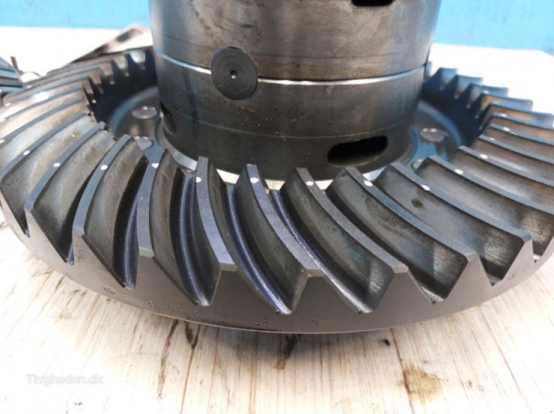 Getriebe & Getriebeteile des Typs Massey Ferguson 6465, Gebrauchtmaschine in Hemmet (Bild 3)