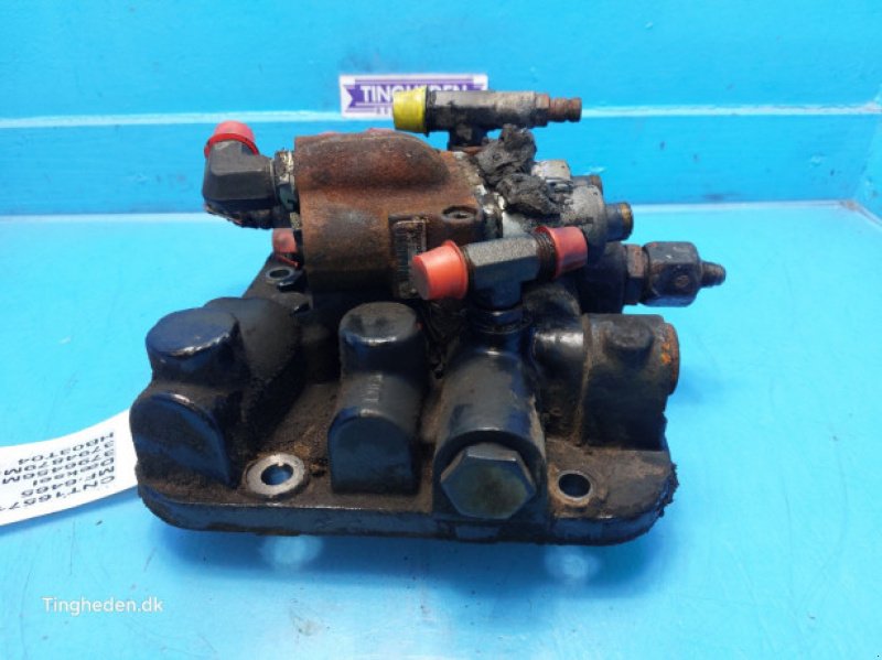 Getriebe & Getriebeteile des Typs Massey Ferguson 6465, Gebrauchtmaschine in Hemmet (Bild 8)