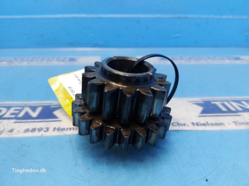 Getriebe & Getriebeteile от тип Massey Ferguson 690, Gebrauchtmaschine в Hemmet (Снимка 2)