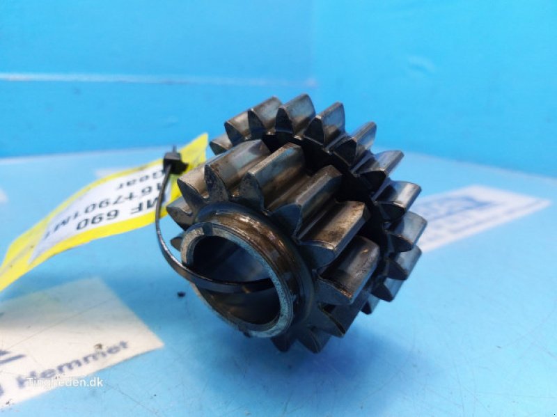 Getriebe & Getriebeteile от тип Massey Ferguson 690, Gebrauchtmaschine в Hemmet (Снимка 10)