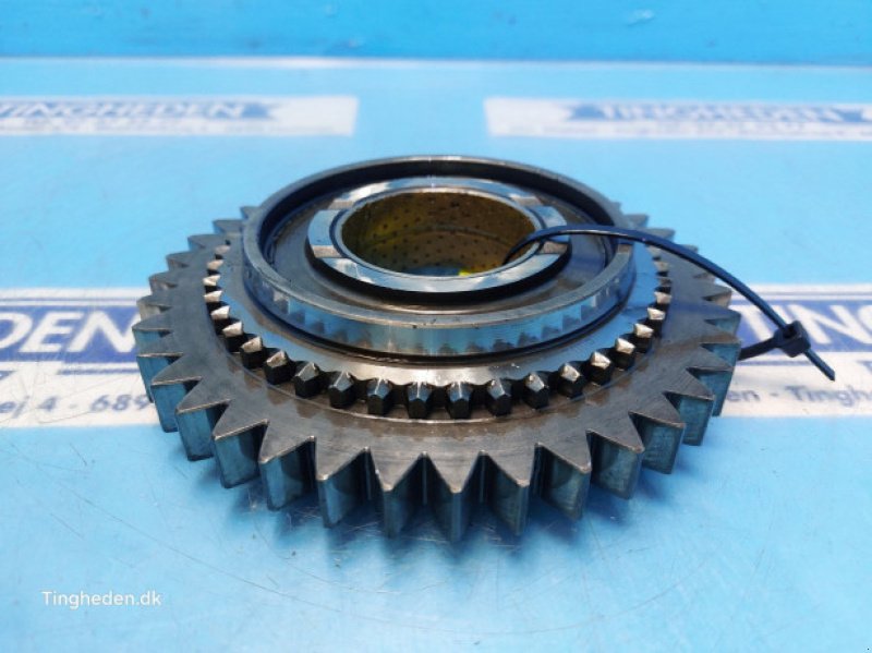 Getriebe & Getriebeteile des Typs Massey Ferguson 690, Gebrauchtmaschine in Hemmet (Bild 2)