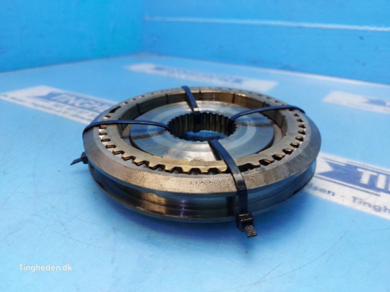 Getriebe & Getriebeteile del tipo Massey Ferguson 690, Gebrauchtmaschine In Hemmet (Immagine 4)